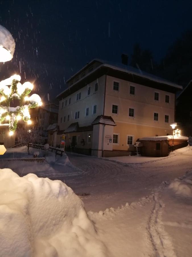 Hotel Kirchenwirt Bad Kleinkirchheim Exteriör bild