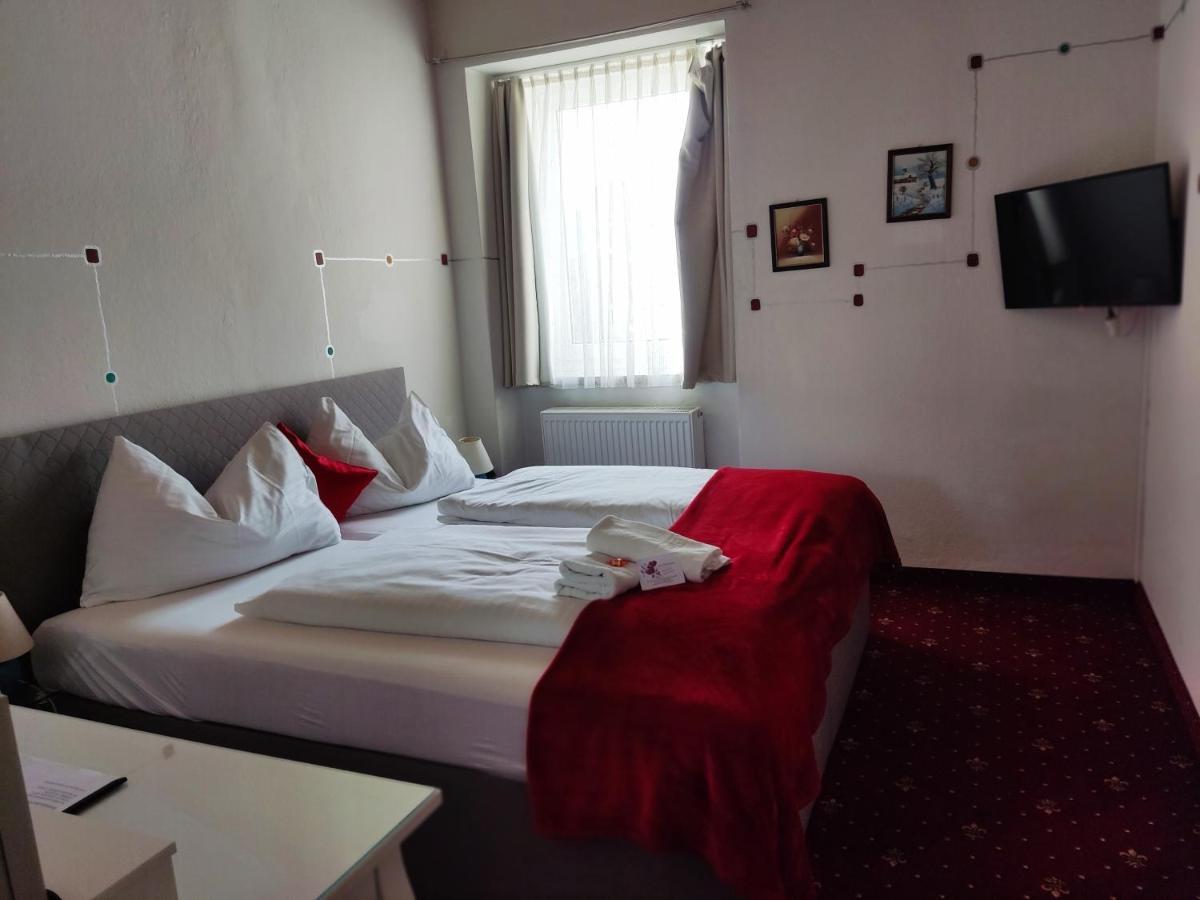 Hotel Kirchenwirt Bad Kleinkirchheim Exteriör bild