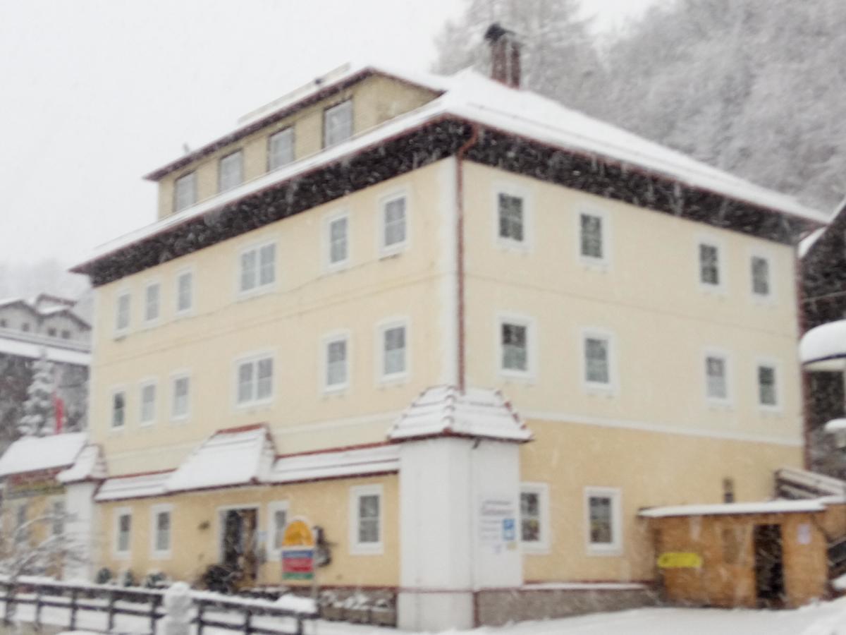 Hotel Kirchenwirt Bad Kleinkirchheim Exteriör bild
